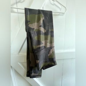 Offline by Aerie Camo leggings